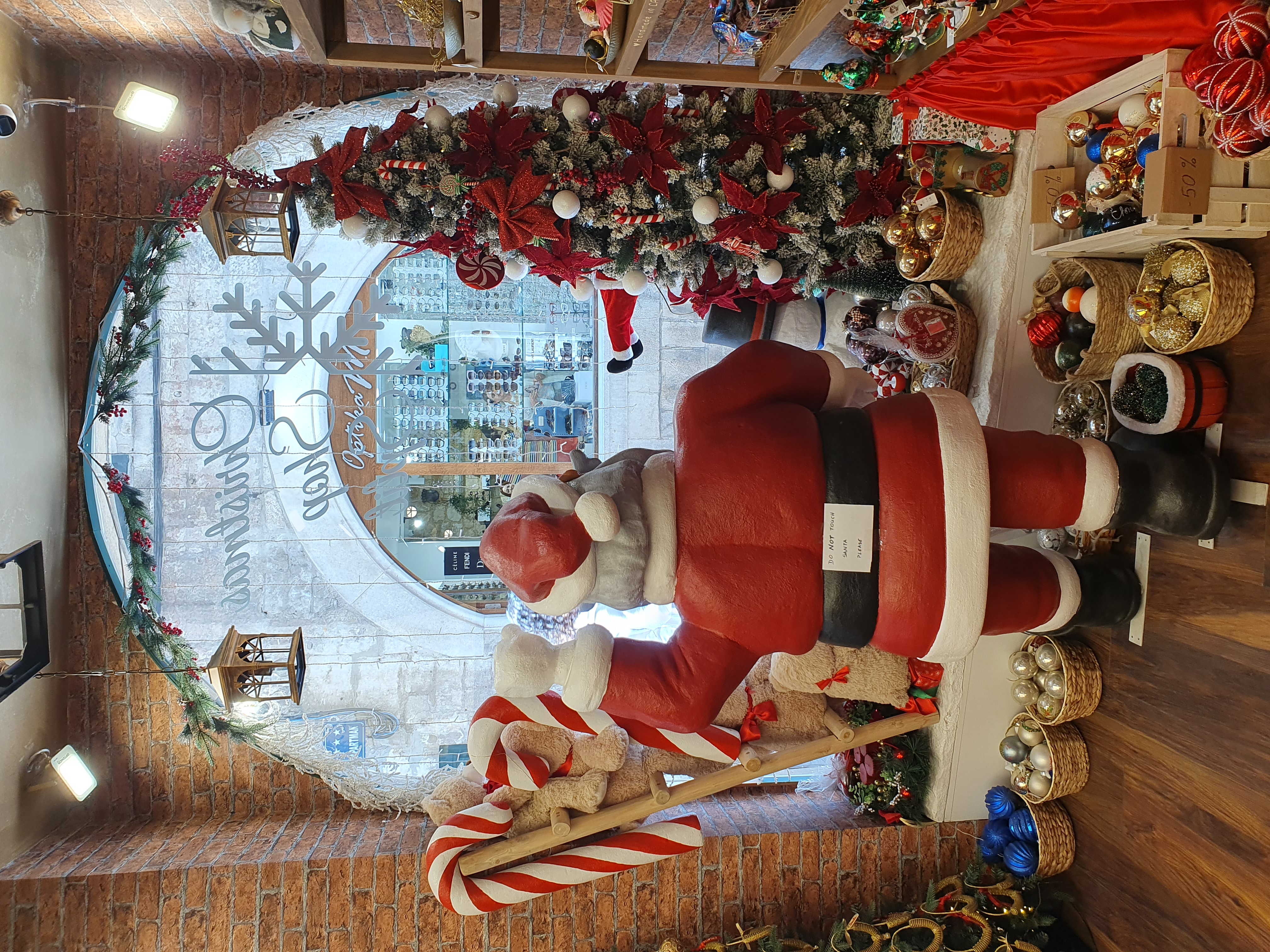 Christmas Shop